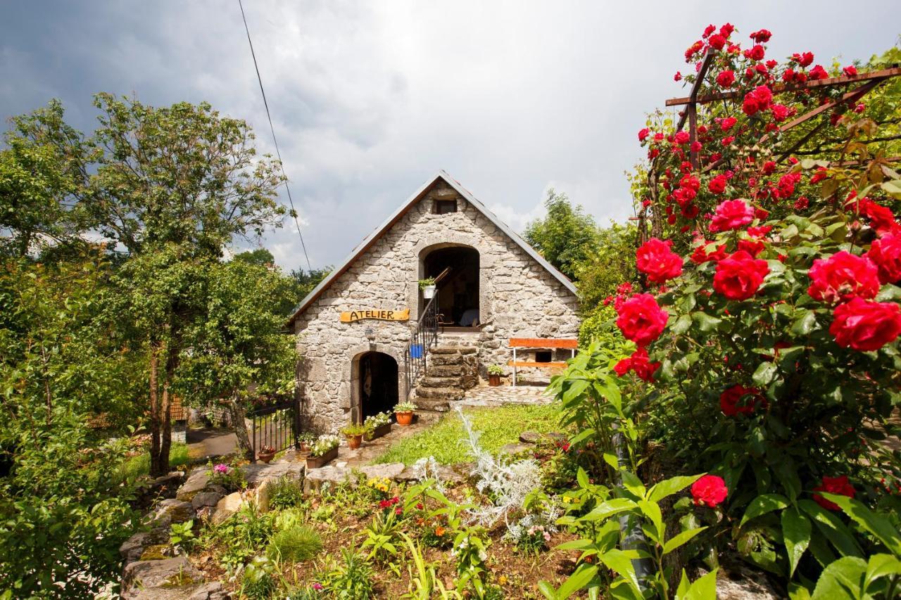 Country House Atelier Zvoneca Exterior foto