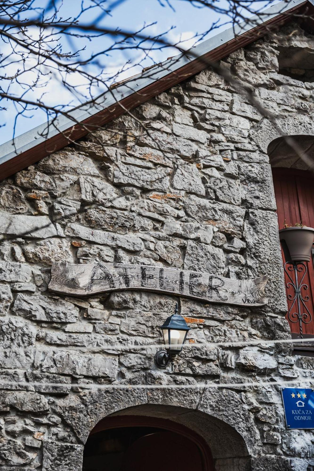 Country House Atelier Zvoneca Exterior foto